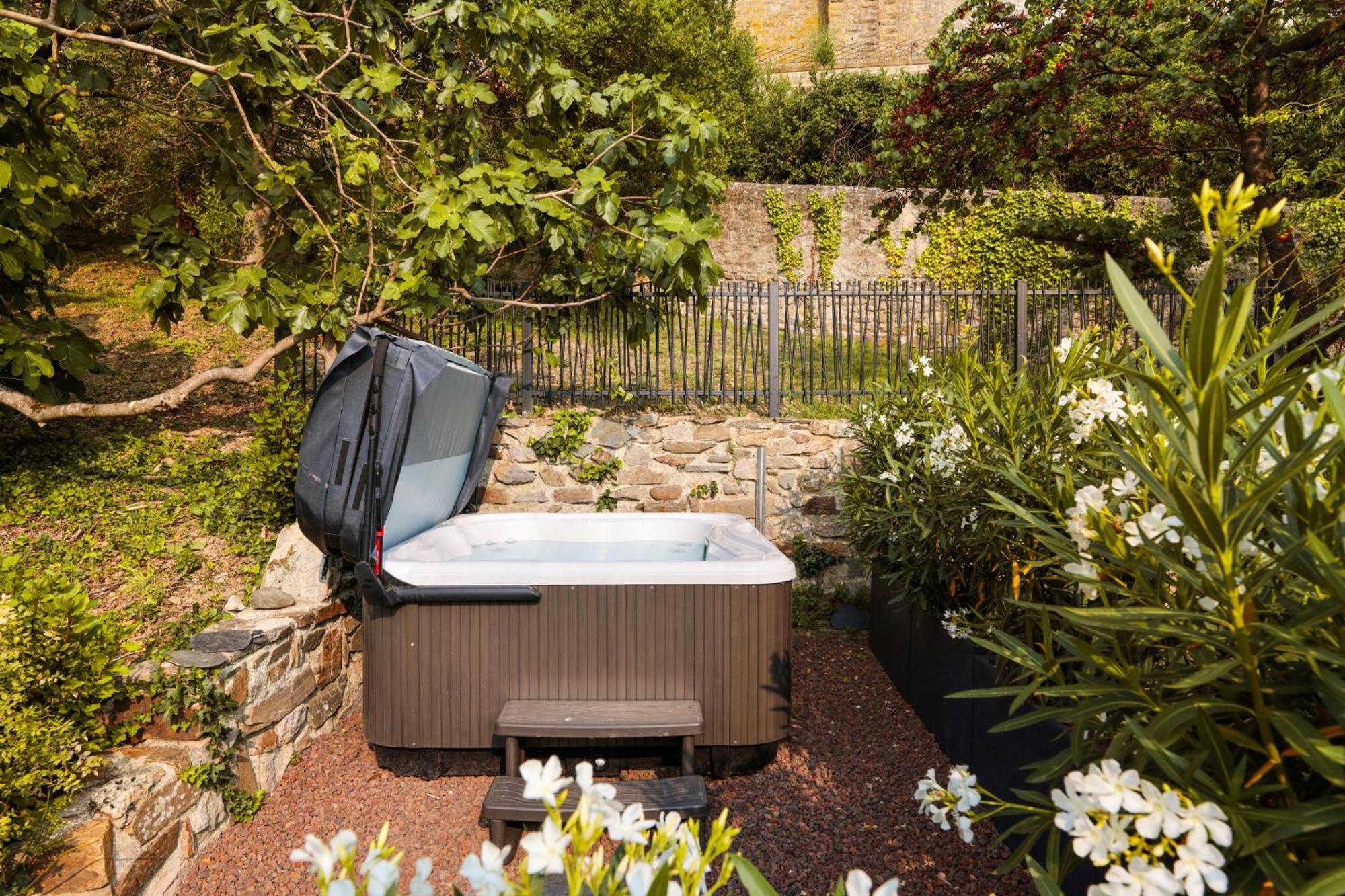 Maison Therese By Panorama Locations - Spa Privatif Carcassonne Room photo